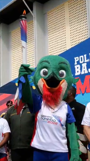 Mao recibe la Antorcha de los Juegos Centroamericanos y del Caribe Santo Domingo 2026